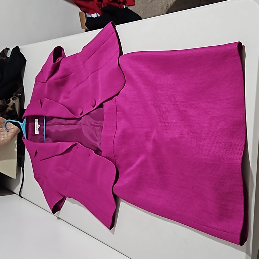 Women's pant suit